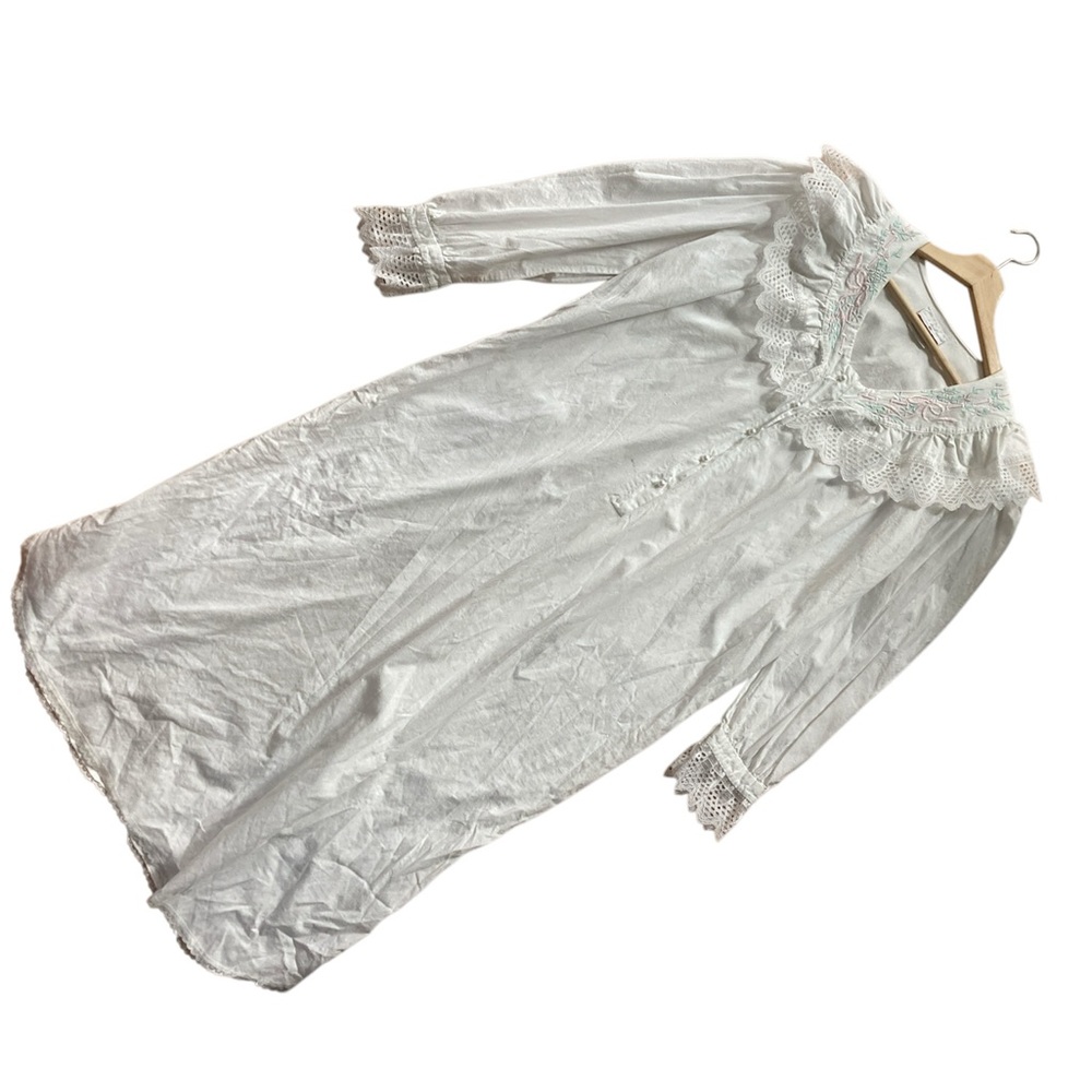 Victorian revival night gown slip necklace nosferatu